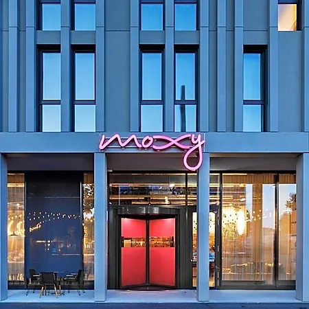 Moxy Expo Ξενοδοχείο Βέρνη
