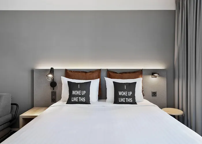 Hotel Moxy Expo Berno